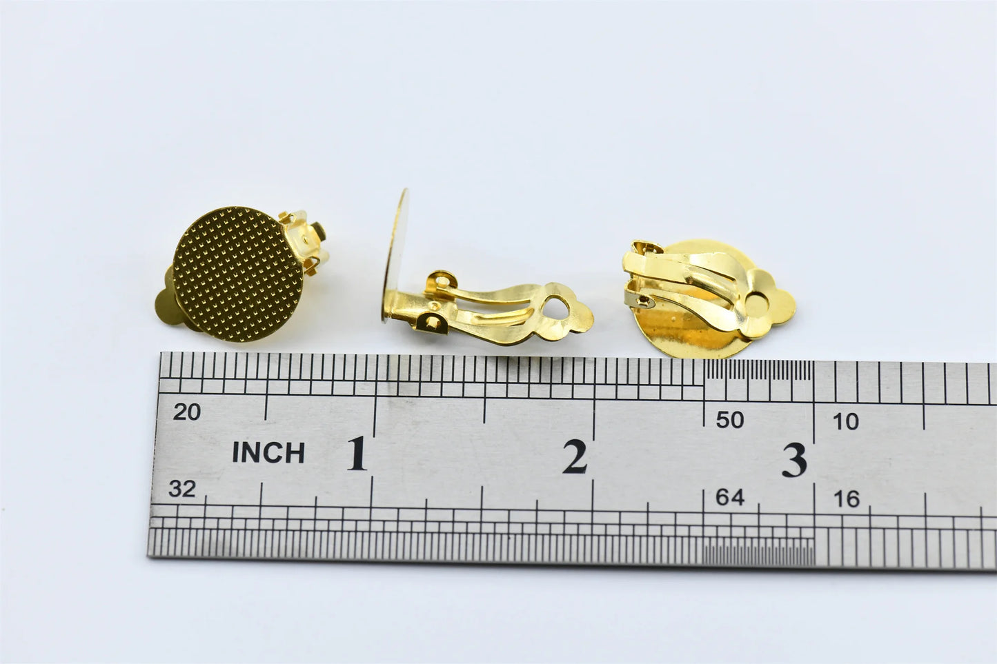 30pcs 16x20mm Kirsite Round Flat Ear Clip brass Base Cabochon Bezel Tray Earrings Clips For Non Piercing Earrings Accessories