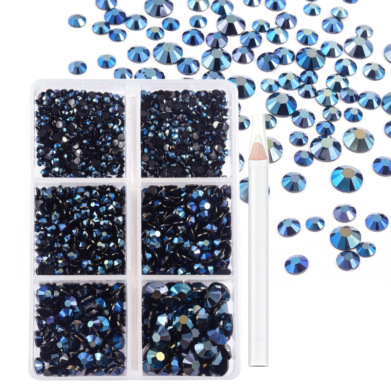 Approx. 2,000 Pieces 6-Compartment Set of Flat-Back Resin Rhinestones  Nail Art Decorations & DIY Accessories for Phone Cases and "Violent Bear" Figures
