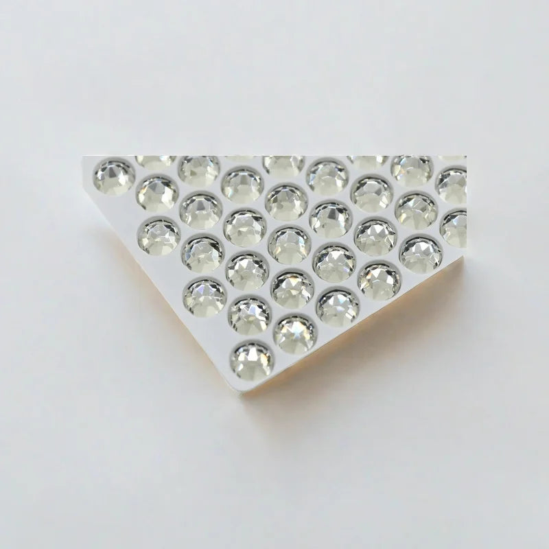 K9 Super Shiny No Hole round Crystal Rhinestones Flat Back for Costume Dress Garment Embellishments