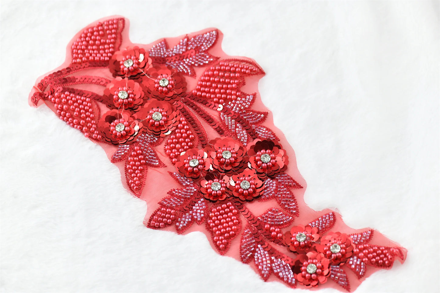 1 pcs Embroidered pearld Beads 3D Flower garment  Applique Lace Fabric  rhinestones  Sew Patch Wedding Bridal Gown Clothes Dress