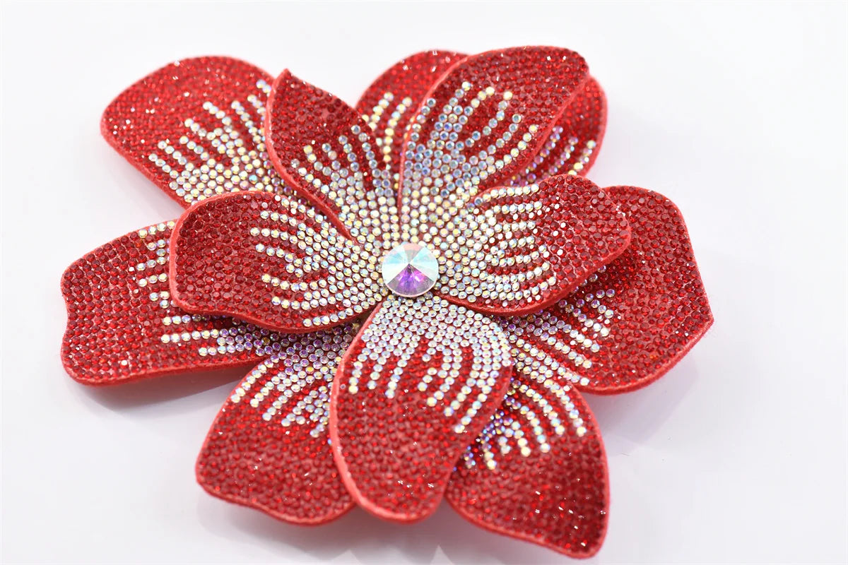 2 pcs Luxury Fashion Rhinestone Flower Brooch Light Women's Jewelry Pin for Wedding Dress Banquet Chest Gift