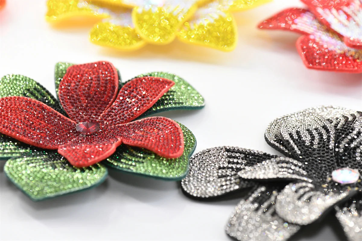 2 pcs Luxury Fashion Rhinestone Flower Brooch Light Women's Jewelry Pin for Wedding Dress Banquet Chest Gift
