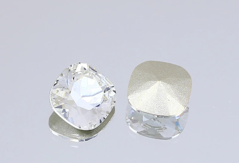 Wholesale Crystal clear Rhinestones DIY Beads Glass Pointback Stones for Jewelry Making And Home Decoration all size