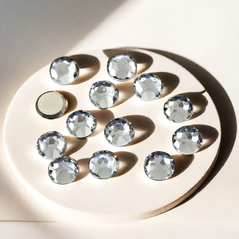 K9 Super Shiny No Hole round Crystal Rhinestones Flat Back for Costume Dress Garment Embellishments